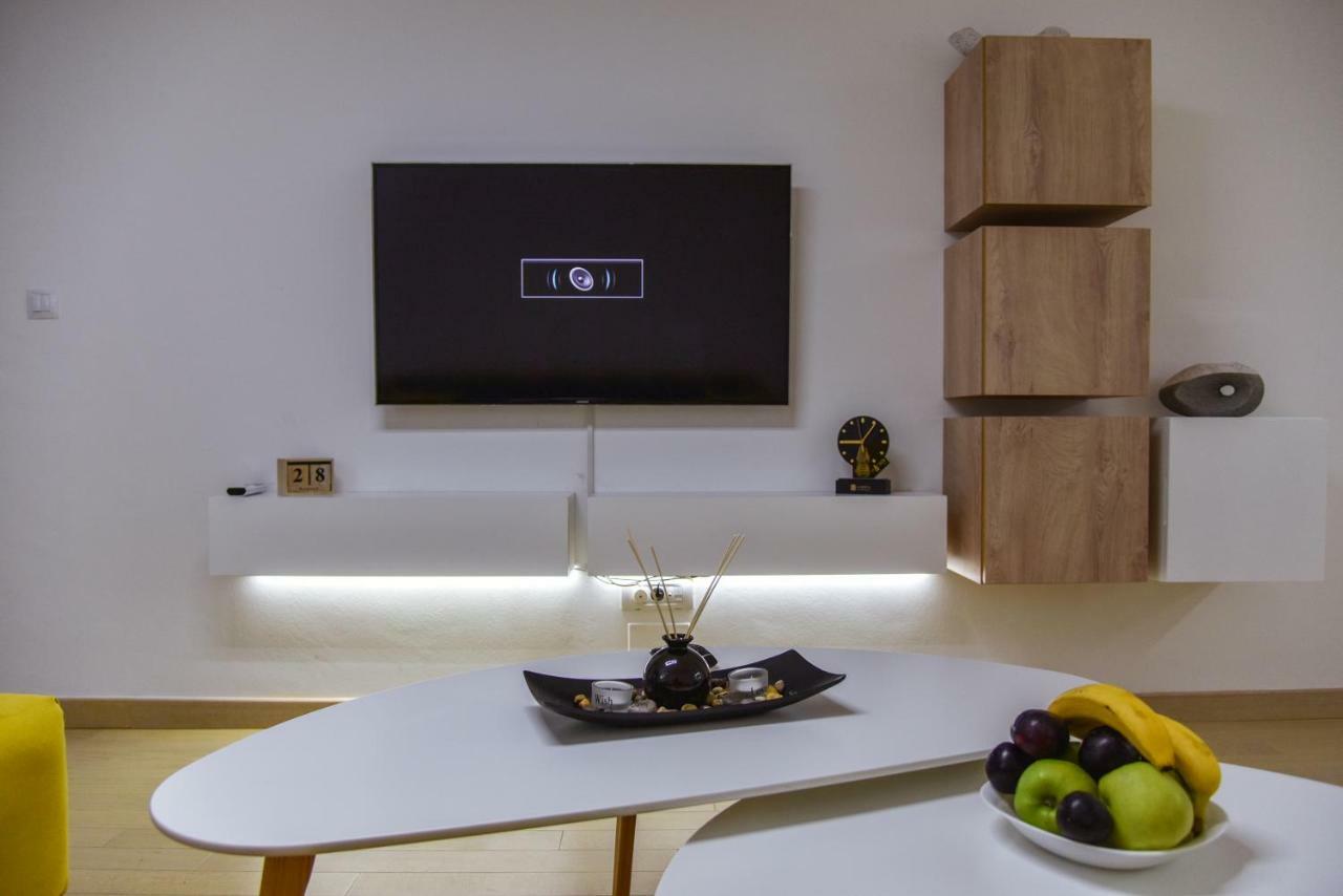 Lux Apartment Flatiron Skopje Esterno foto