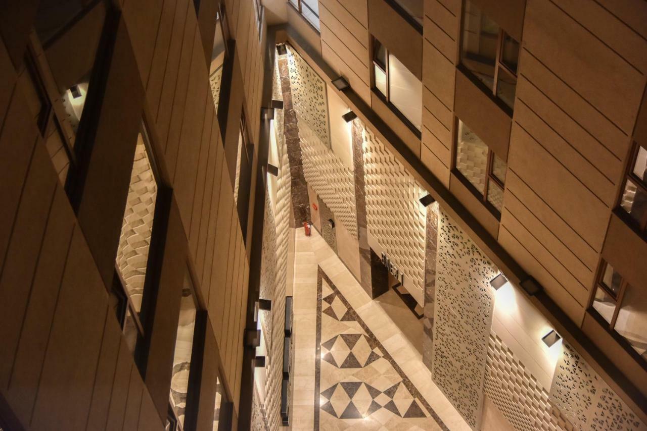 Lux Apartment Flatiron Skopje Esterno foto