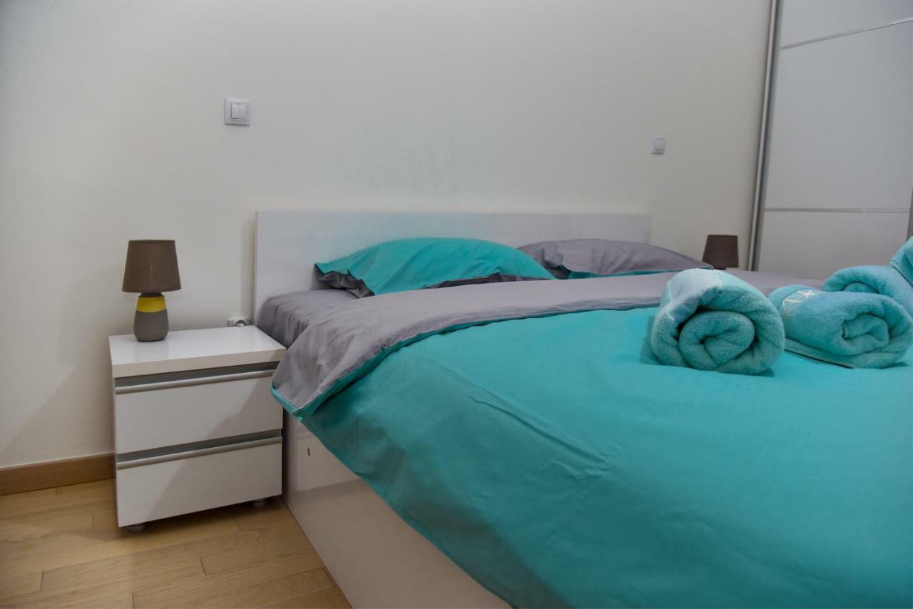 Lux Apartment Flatiron Skopje Esterno foto